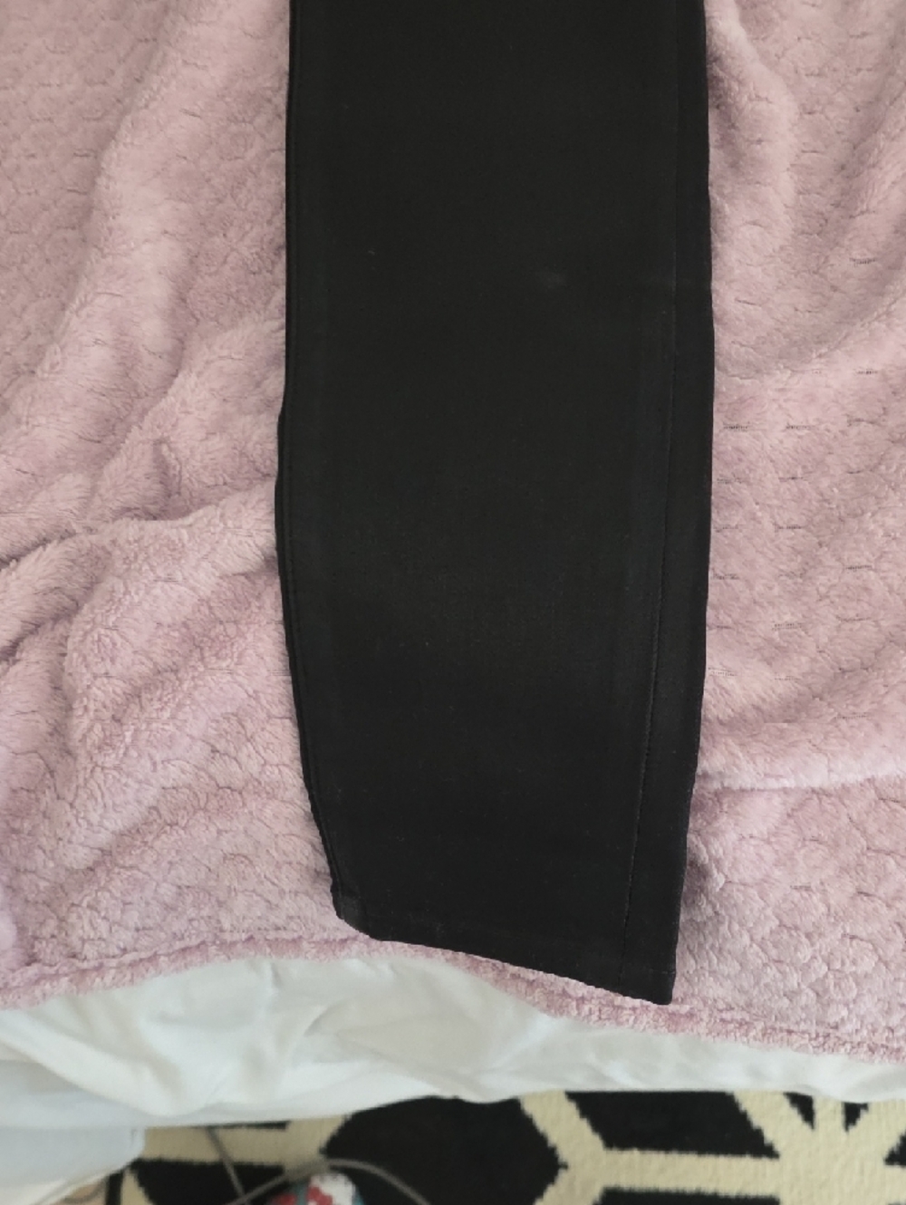 Good American Black Skinny Jeans - Picture 5 of 7